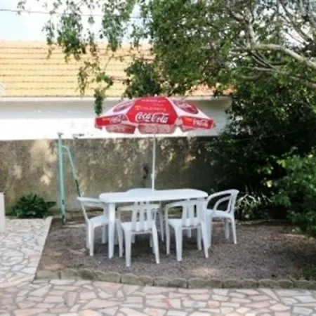 House A Deux Pas De La Mer 700 M Des Commerces Tatil Evi *